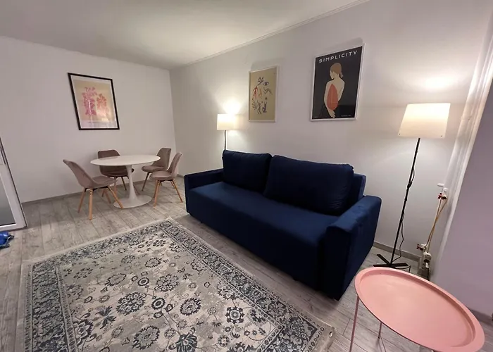 アパート Tomis 307